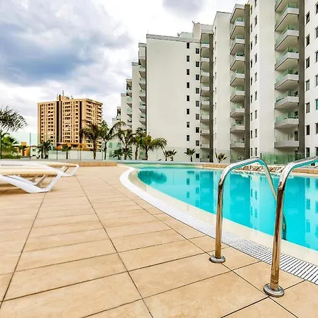 Apartament Ocean Garden With Seaview. *