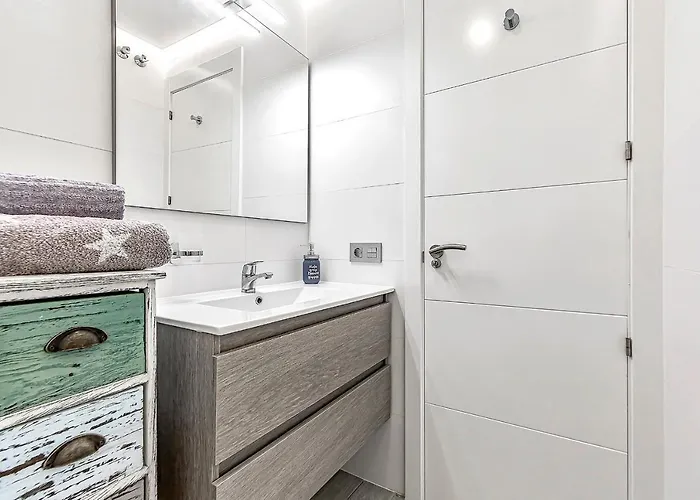 Ocean Garden With Seaview. Lägenhet