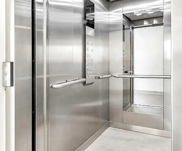 Apartment Ocean Garden With Seaview.