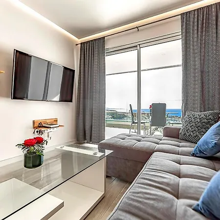 Ocean Garden With Seaview. Apartman